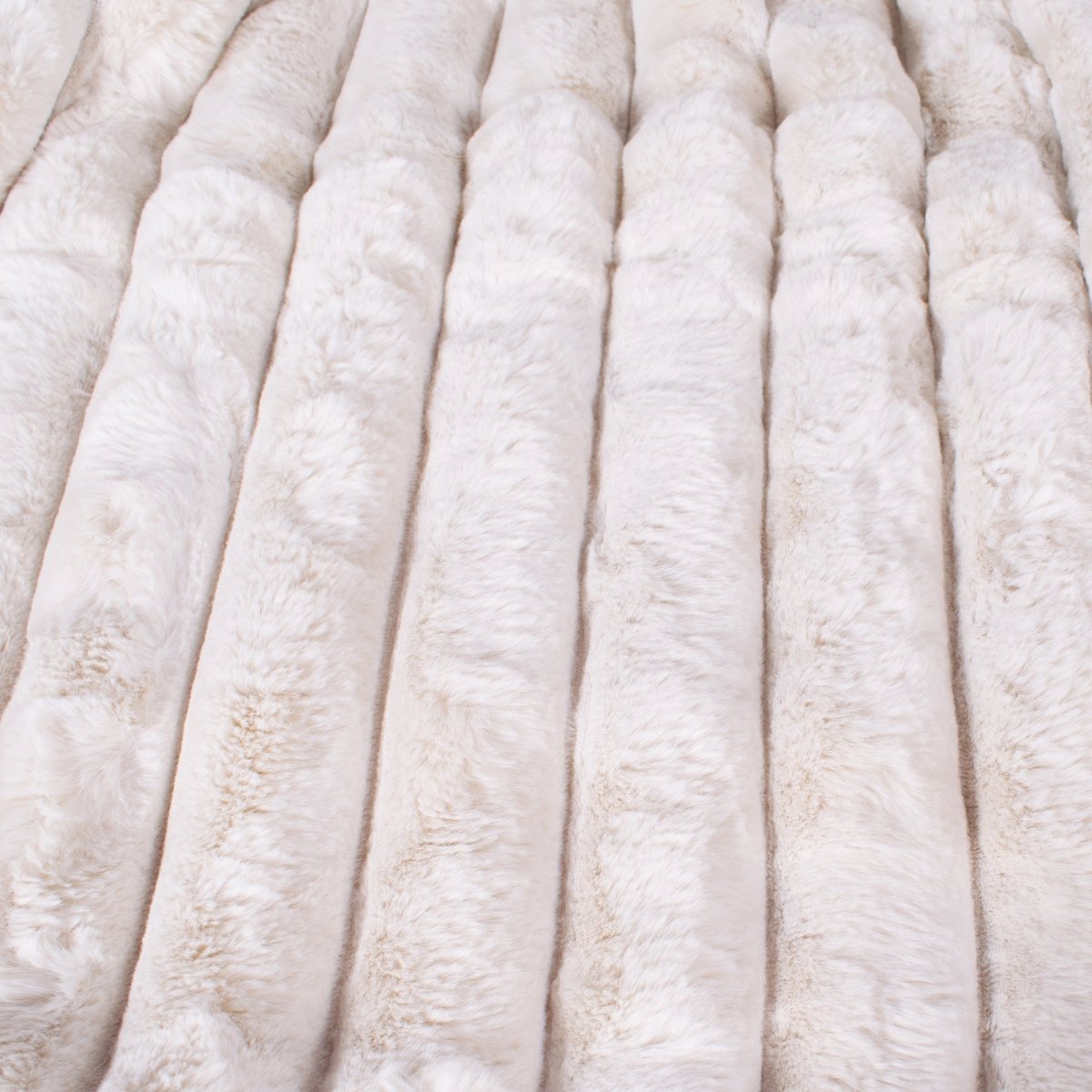 Lux Faux Fur Throw