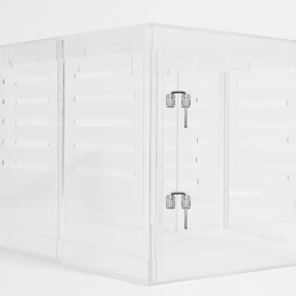 Large Crate (Silver Latch)