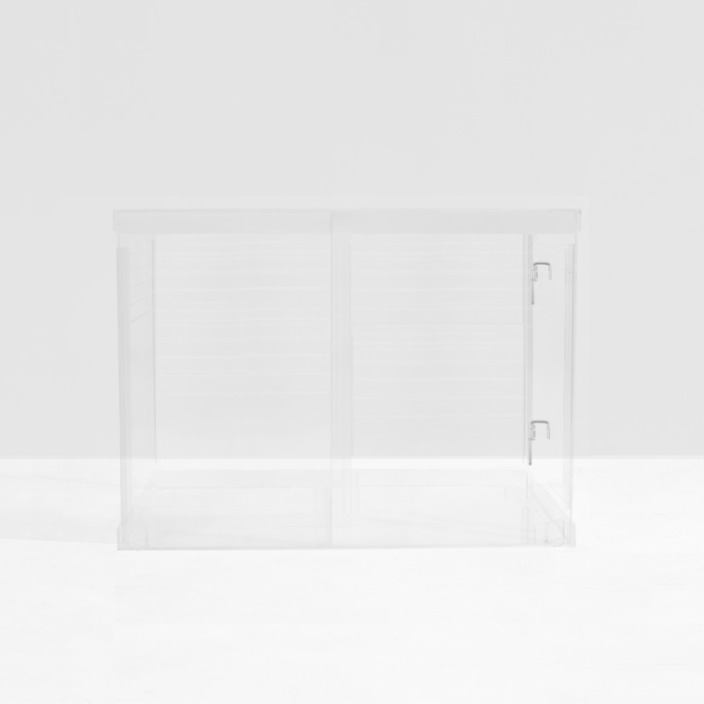 Large Crate (Silver Latch)