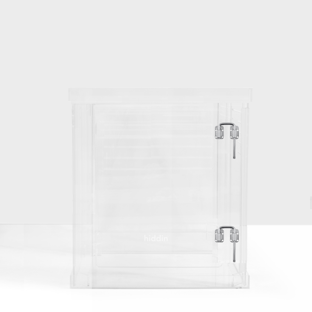 Medium Crate (Silver Latch)