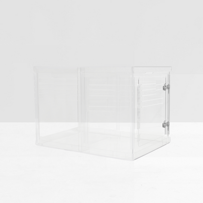 Medium Crate (Silver Latch)