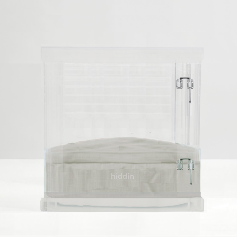 Medium Crate (Silver Latch)