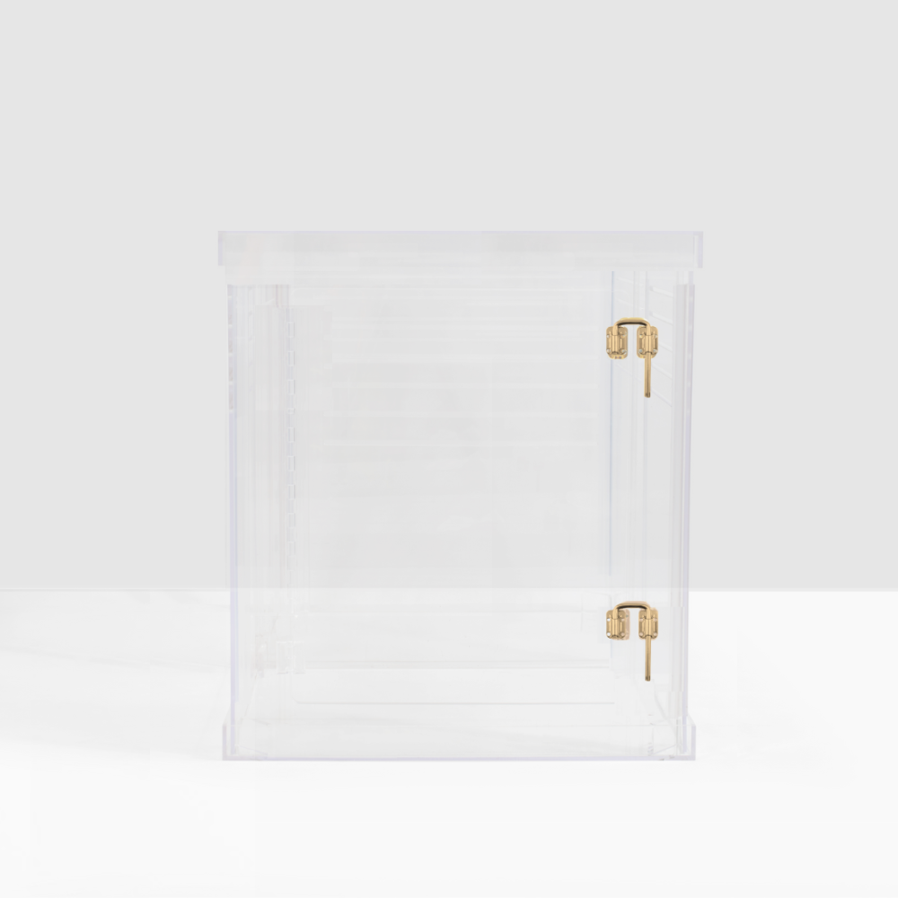 Small Crate (Gold Latch)