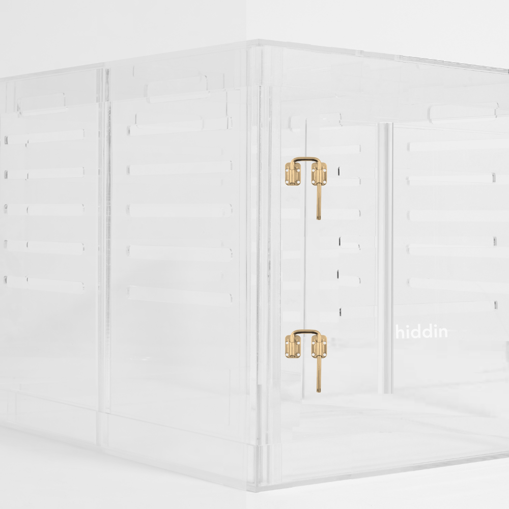 Small Crate (Gold Latch)