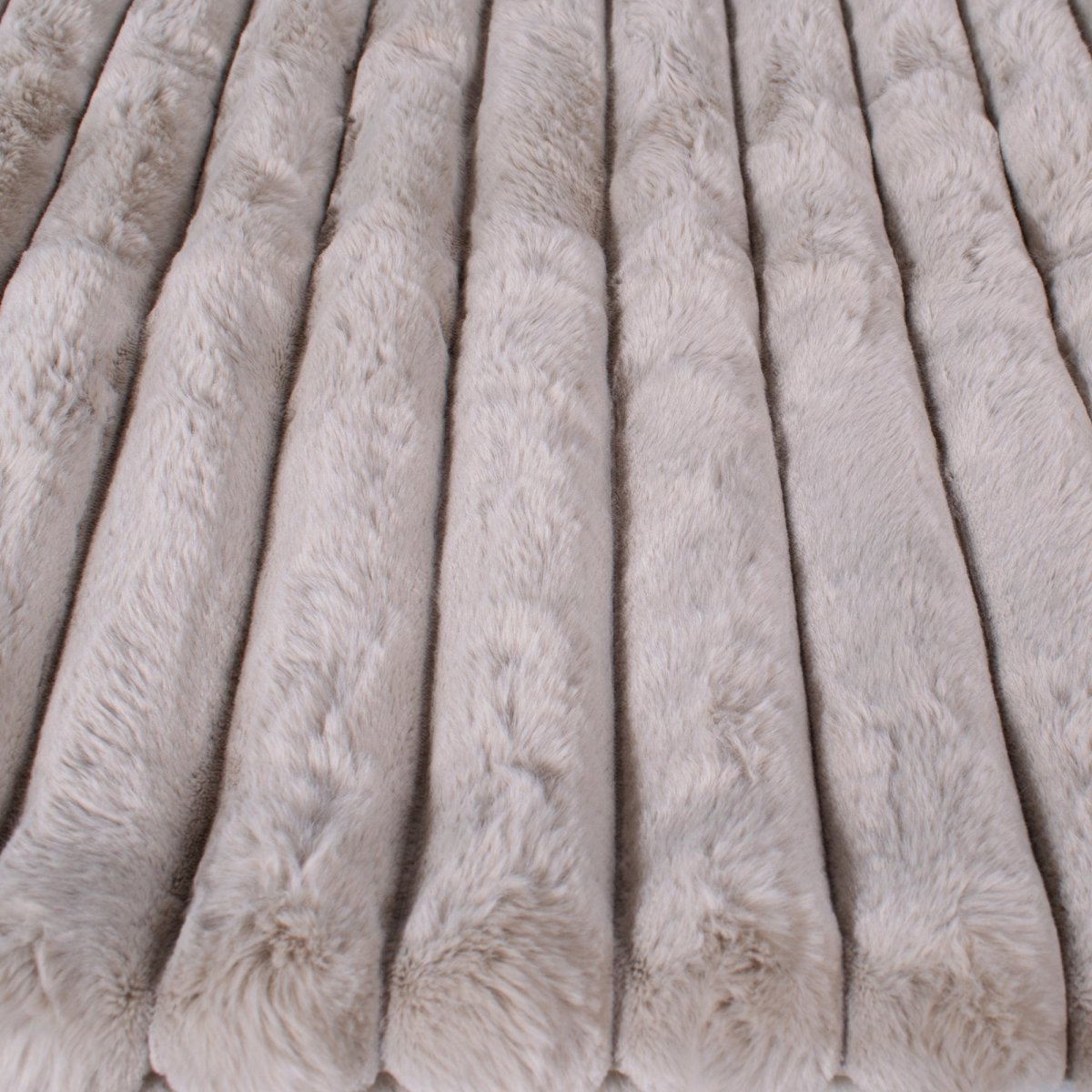 Lux Faux Fur Throw