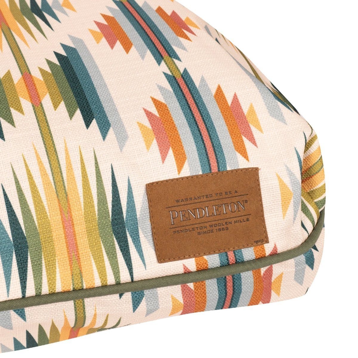 Pendleton All Season Pet Napper